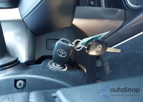 2016 Toyota Rav4 Le из США, поврежденный, VIN JTMBFREV9GJ092911